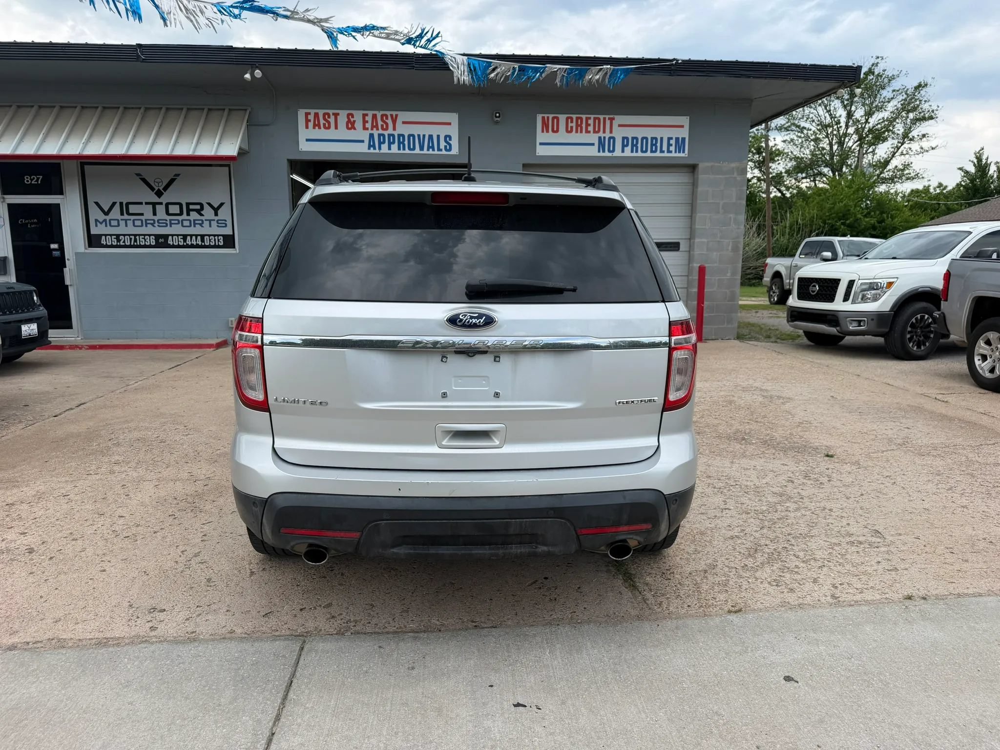 Used 2015 Ford Explorer Limited w/ Equipment Group 302A FWD image 6
