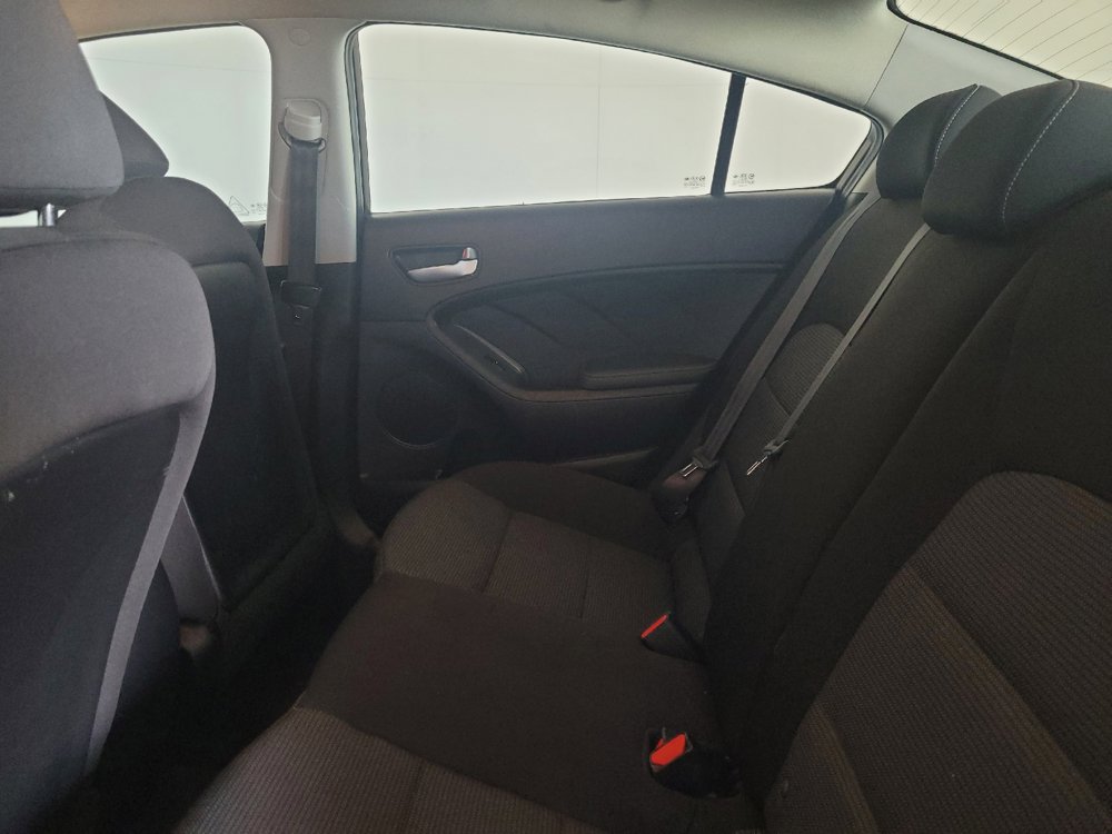 Used 2018 Kia Forte LX FWD image 18