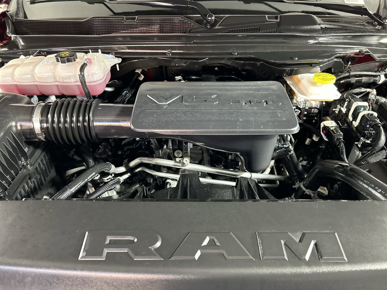 Used 2025 RAM 1500 Big Horn RWD image 10
