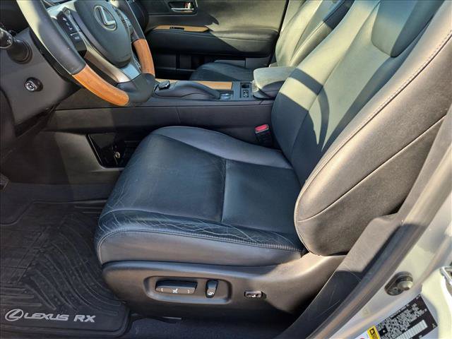 Used 2015 Lexus RX 450h AWD image 16