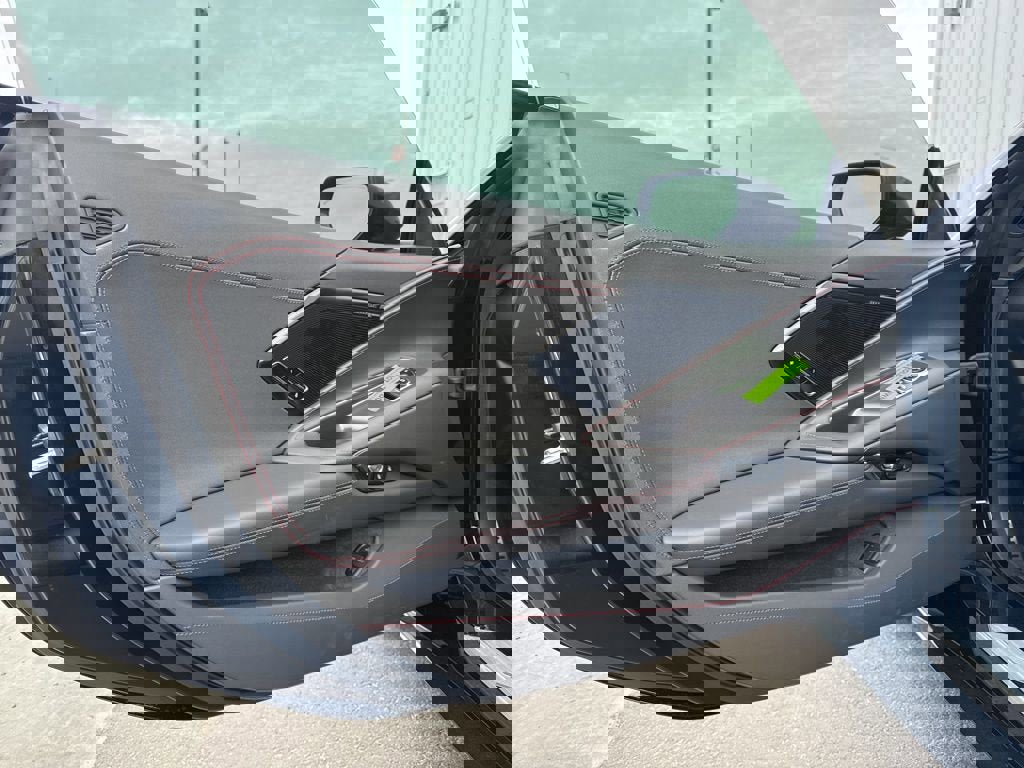 New 2026 Chevrolet Corvette Stingray Preferred Cpe w/ Z51 Performance Package image 18