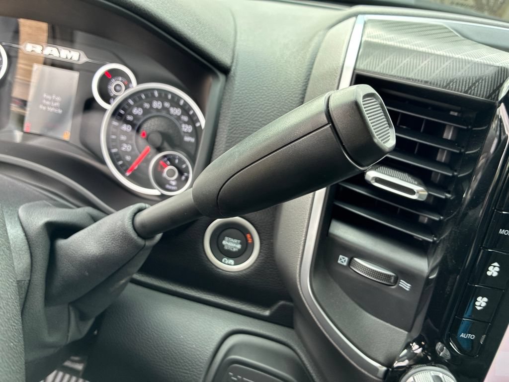 New 2026 RAM 2500 Big Horn AWD/4WD image 24