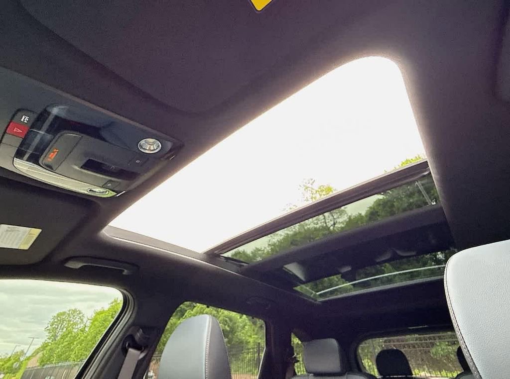 New 2025 Kia Sorento SX Prestige AWD/4WD image 30