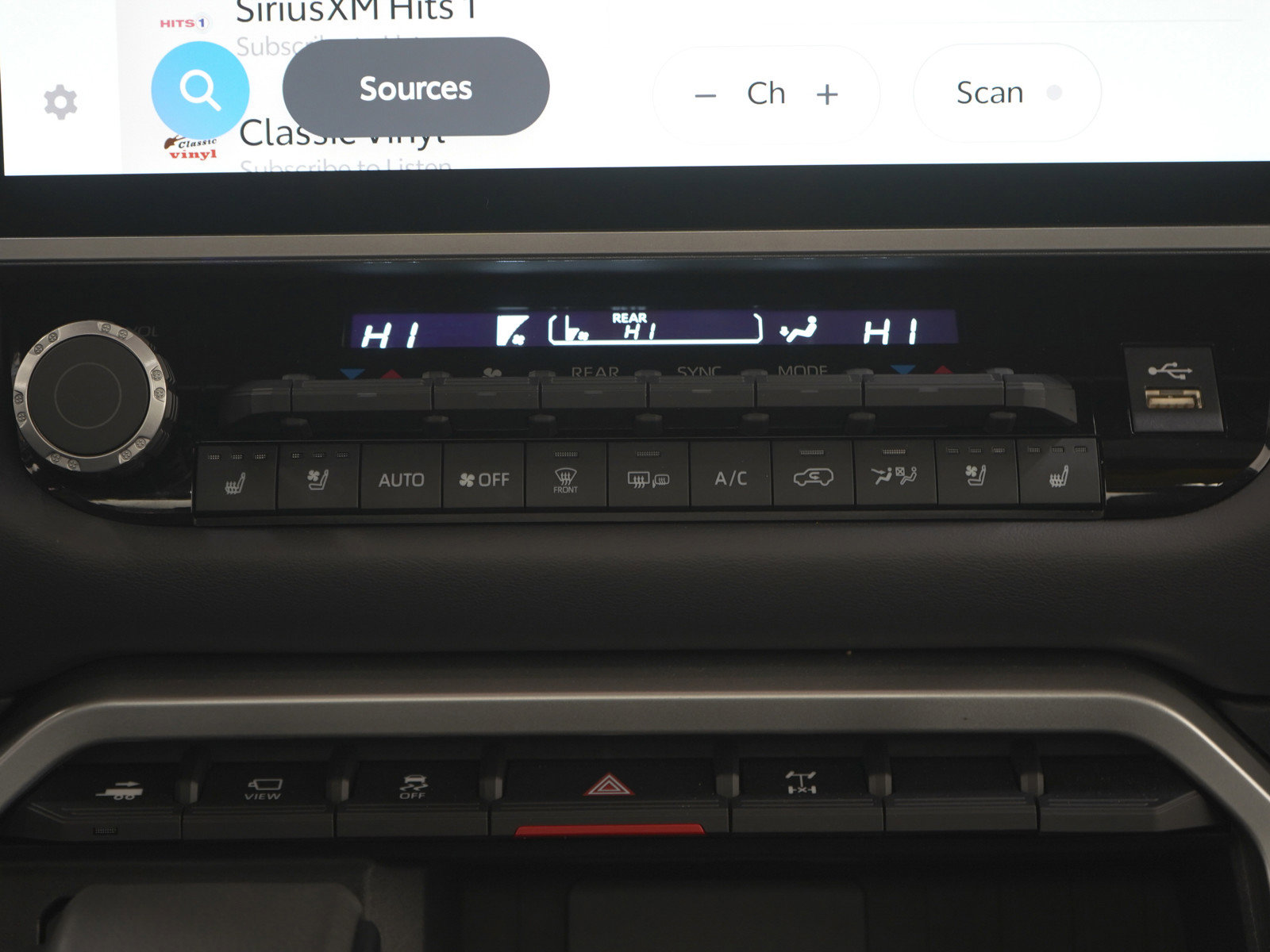 Used 2025 Toyota Sequoia Platinum image 21