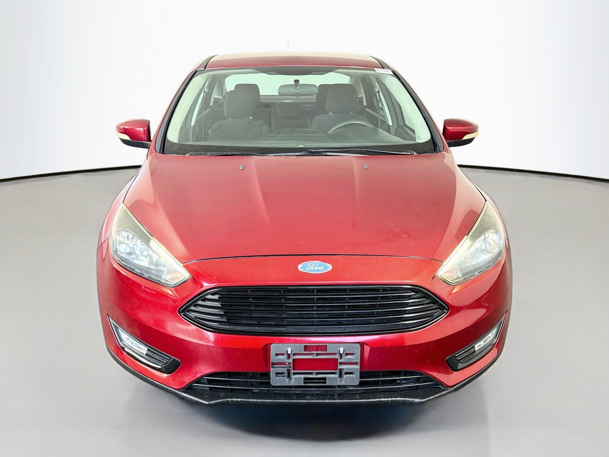 Used 2017 Ford Focus SE FWD image 2
