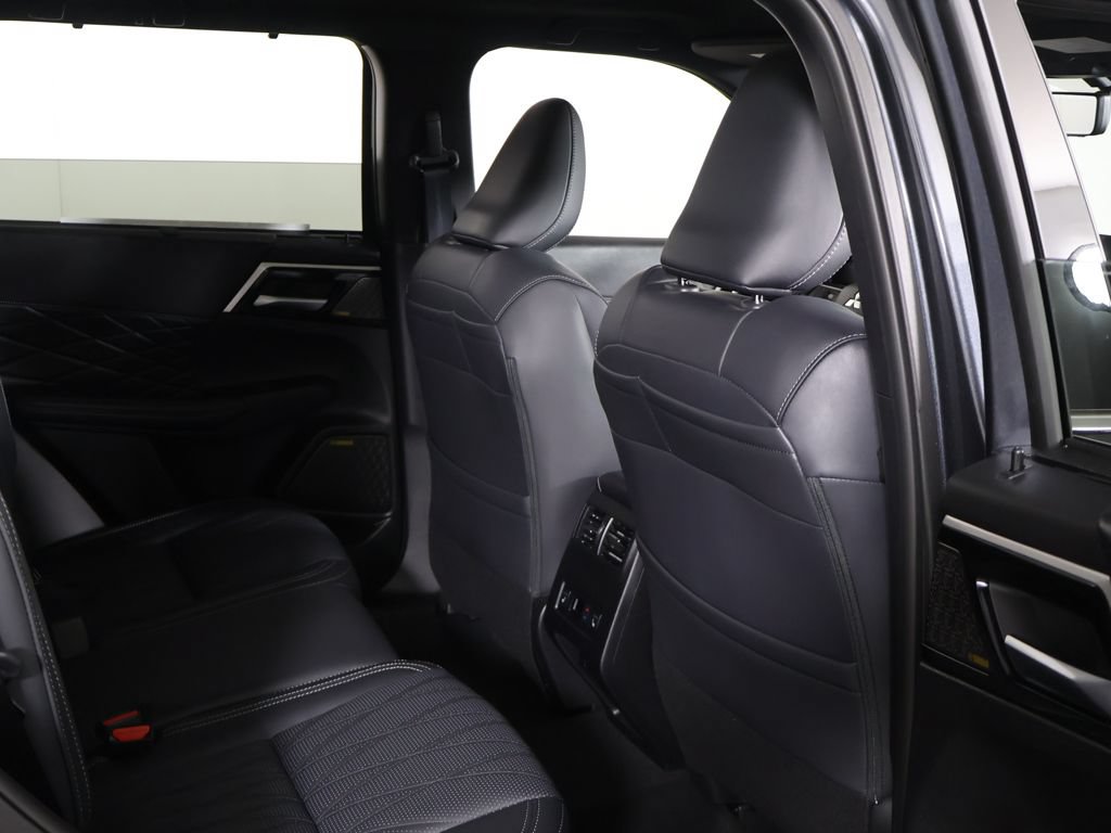 New 2026 Mitsubishi Outlander SEL Black Edition AWD/4WD image 34