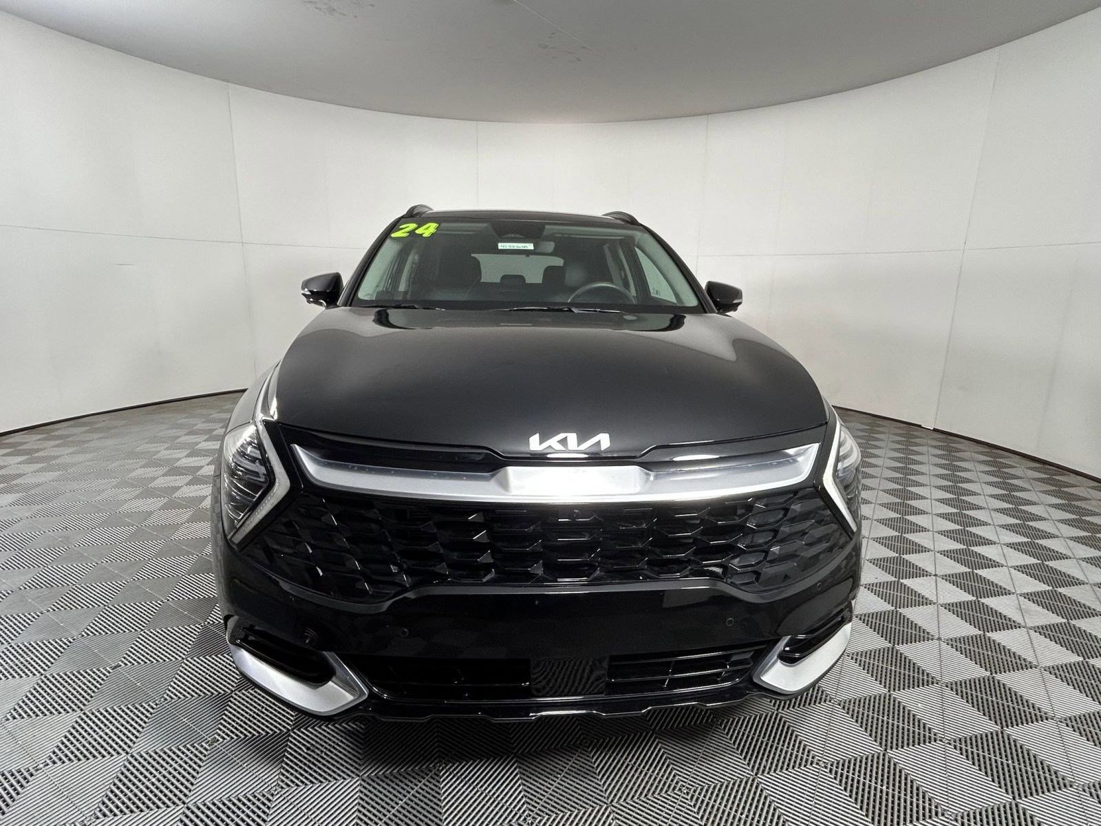 Certified 2024 Kia Sportage SX image 2