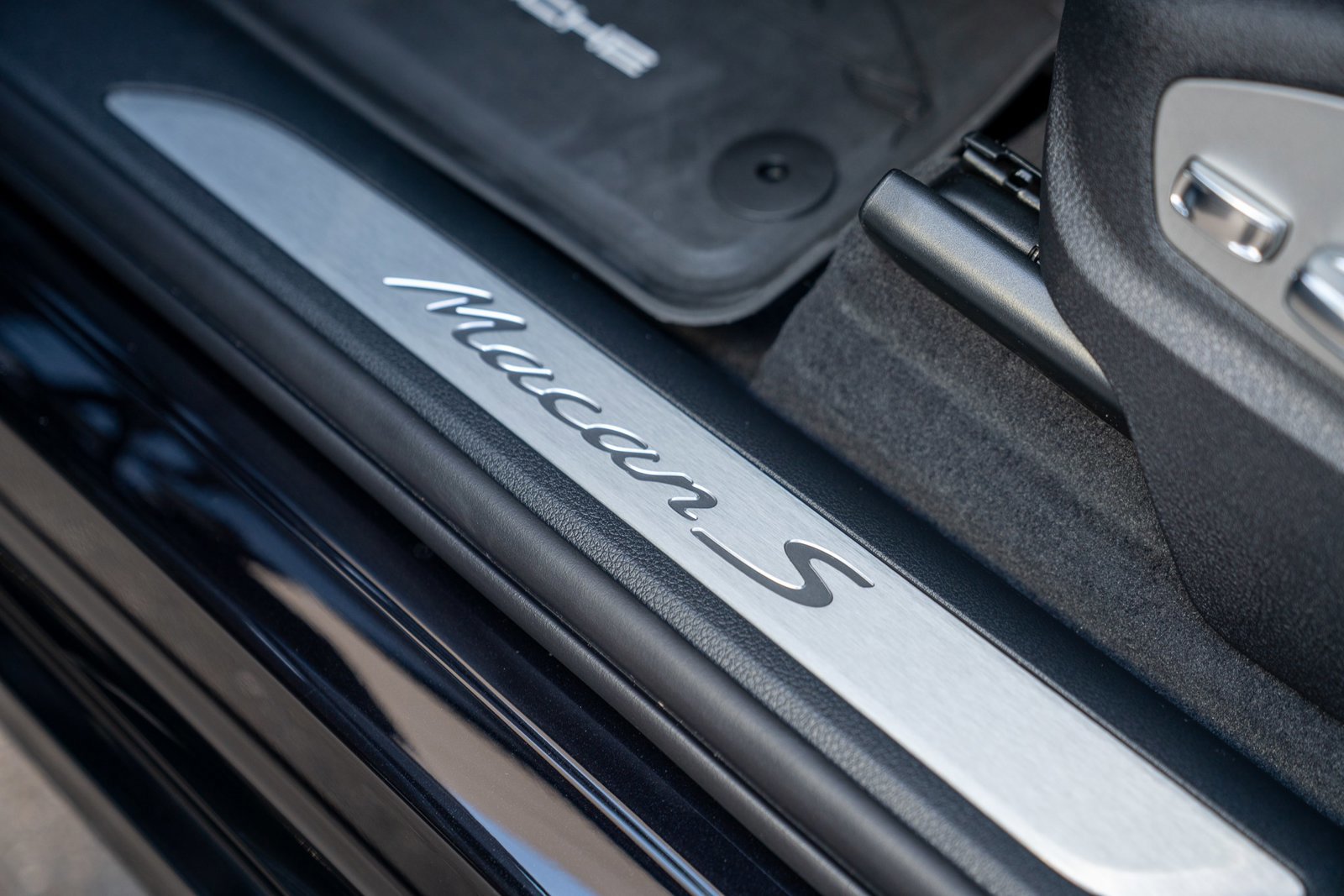 New 2025 Porsche Macan S image 11