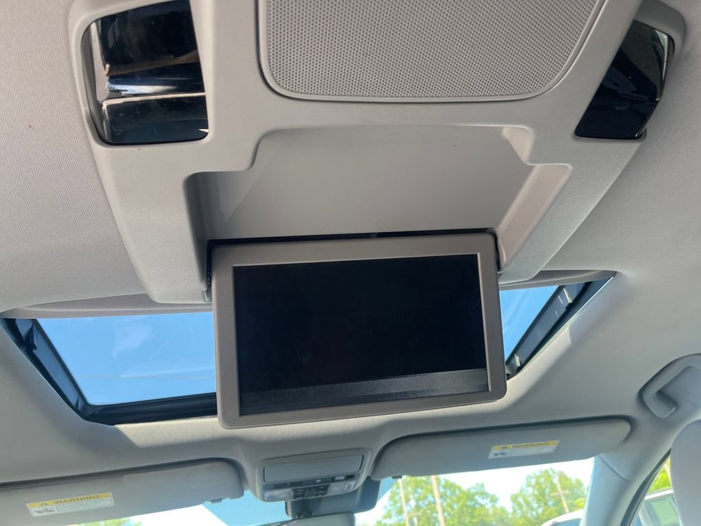Used 2018 Honda Odyssey Touring image 39
