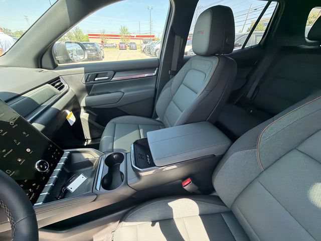 New 2026 GMC Terrain AT4 w/ Technology Package II AWD/4WD image 17