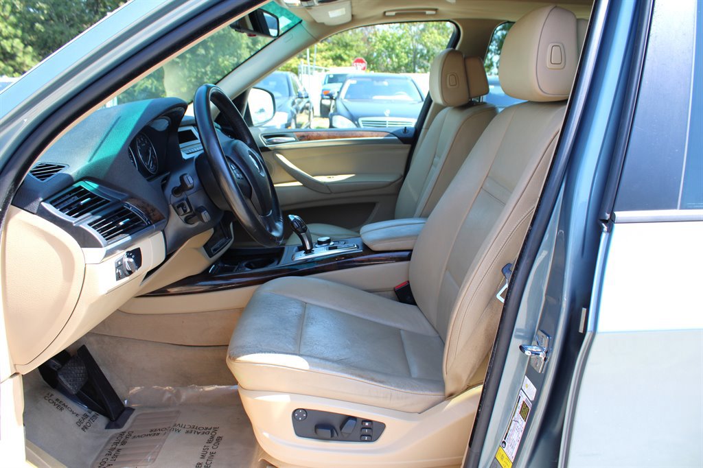 Used 2008 BMW X5 3.0si image 14