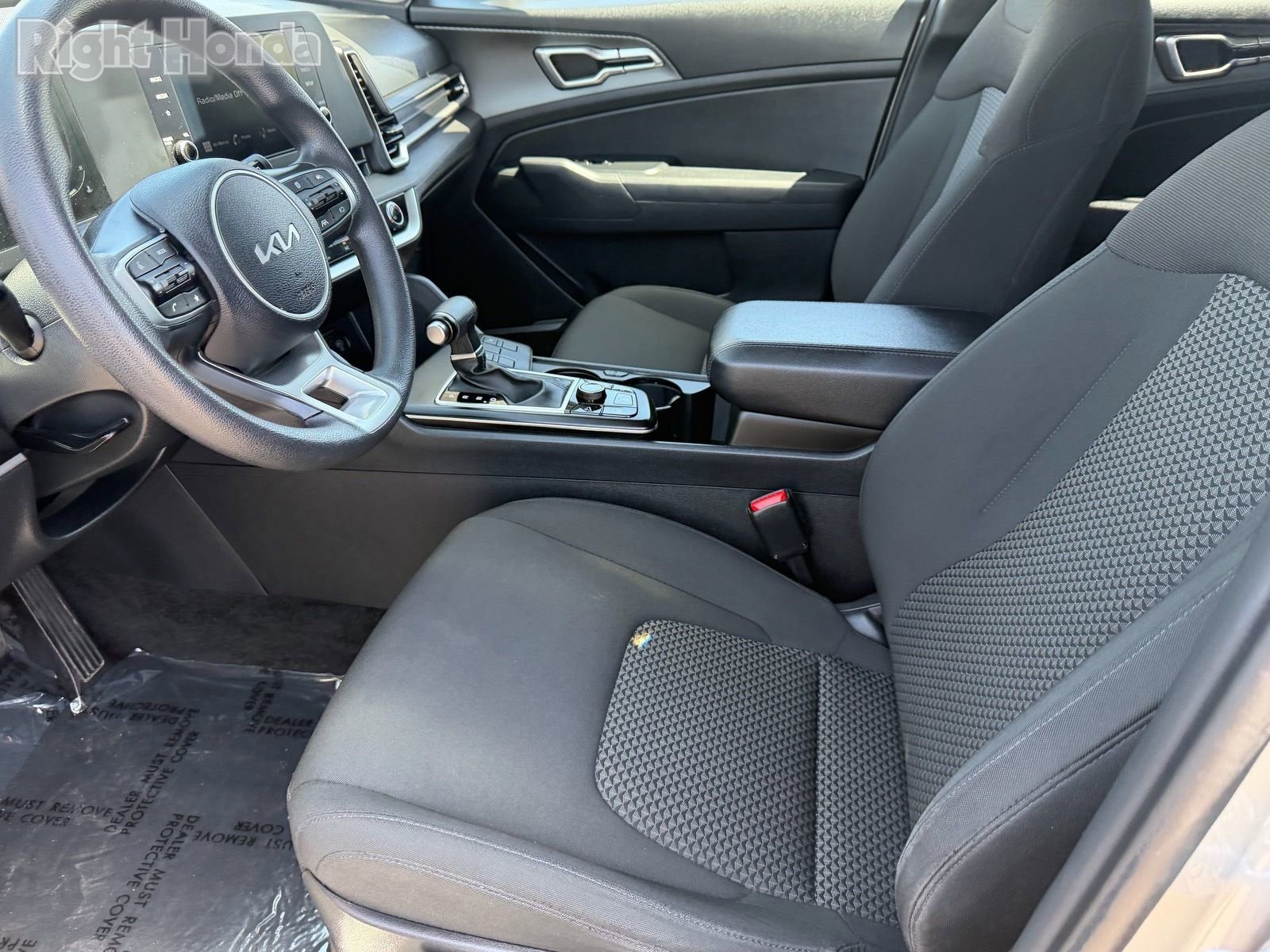 Used 2024 Kia Sportage LX AWD/4WD image 21