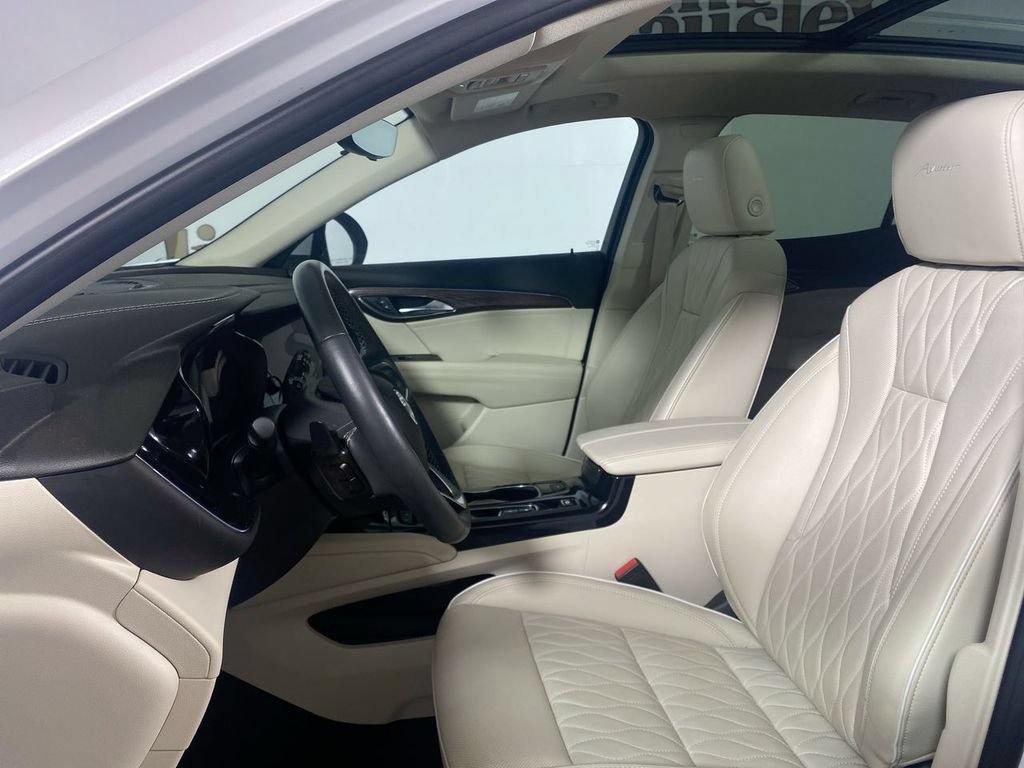 Used 2023 Buick Envision Avenir AWD/4WD image 11