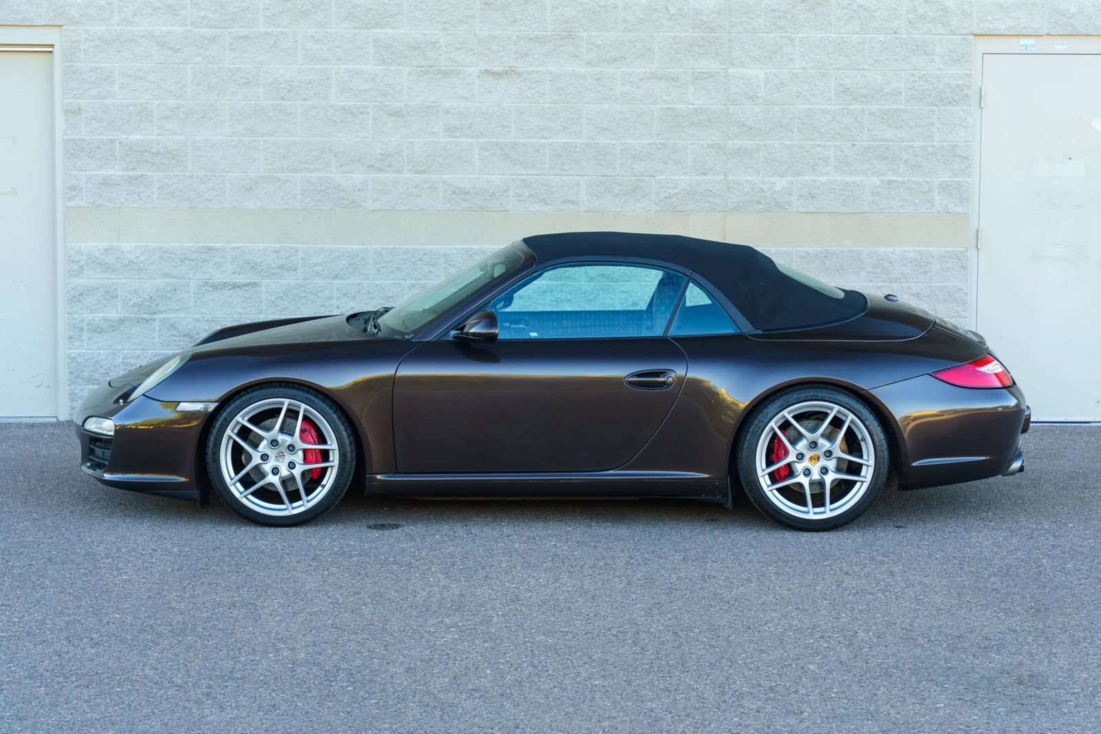 Used 2010 Porsche 911 Carrera S RWD image 27
