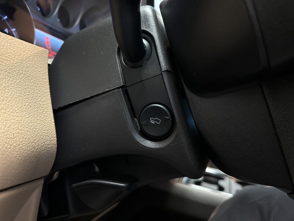 Used 2016 Ford F350 XLT w/ XLT Value Package image 28