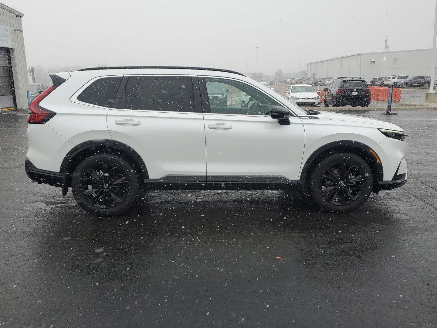 Used 2023 Honda CR-V Sport Touring image 11