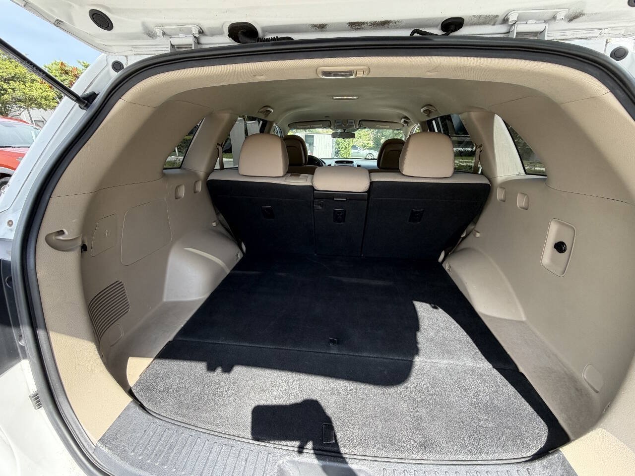 Used 2014 Kia Sorento LX FWD image 12