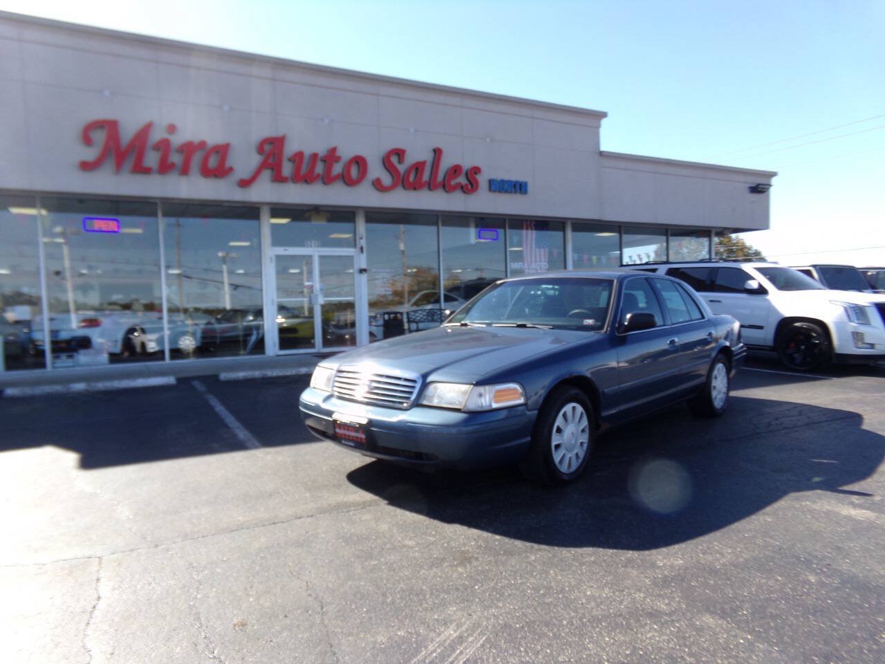 Used 2008 Ford Crown Victoria Police Interceptor RWD image 2