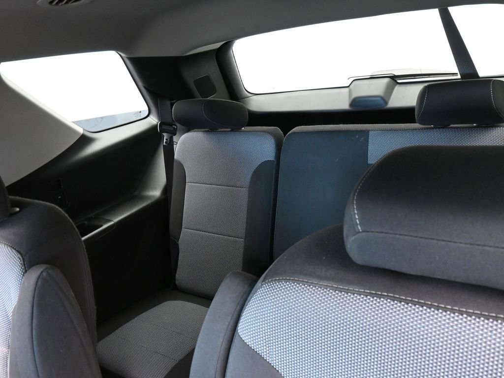 Used 2018 Chevrolet Traverse LT image 34