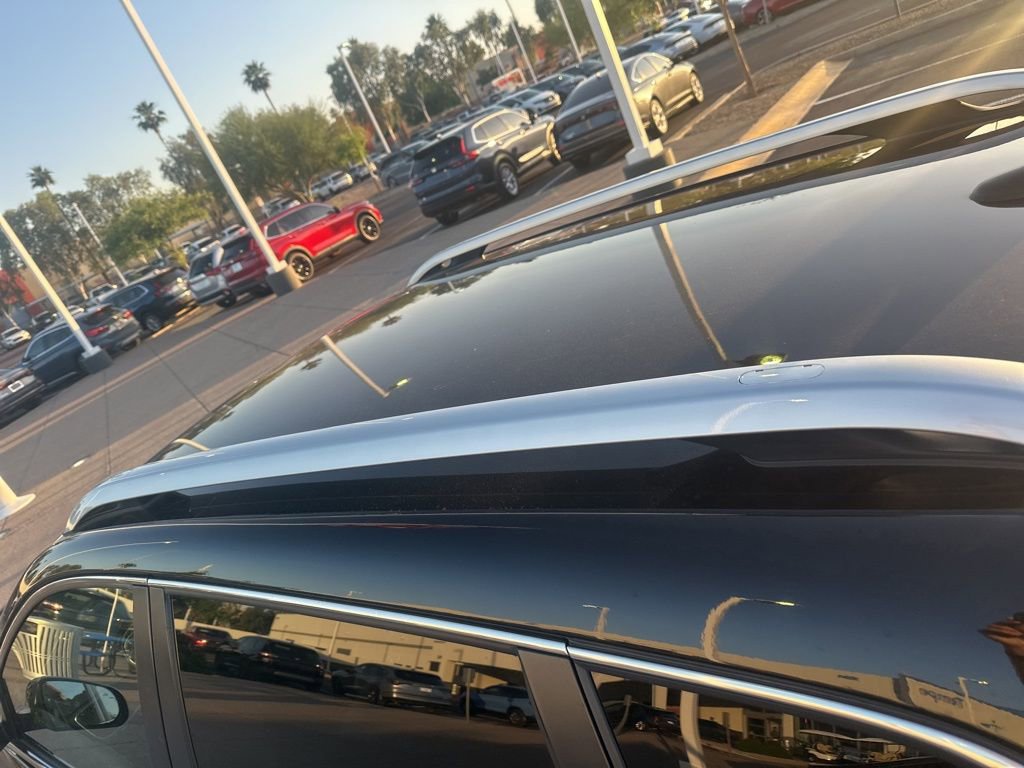 Used 2019 Jeep Cherokee Latitude Plus w/ Trailer Tow Group image 6