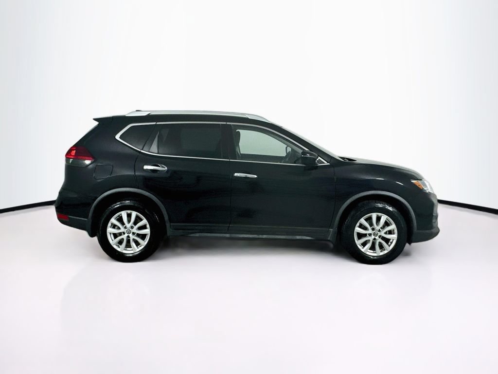 Used 2019 Nissan Rogue S w/ Special Edition Package FWD image 9