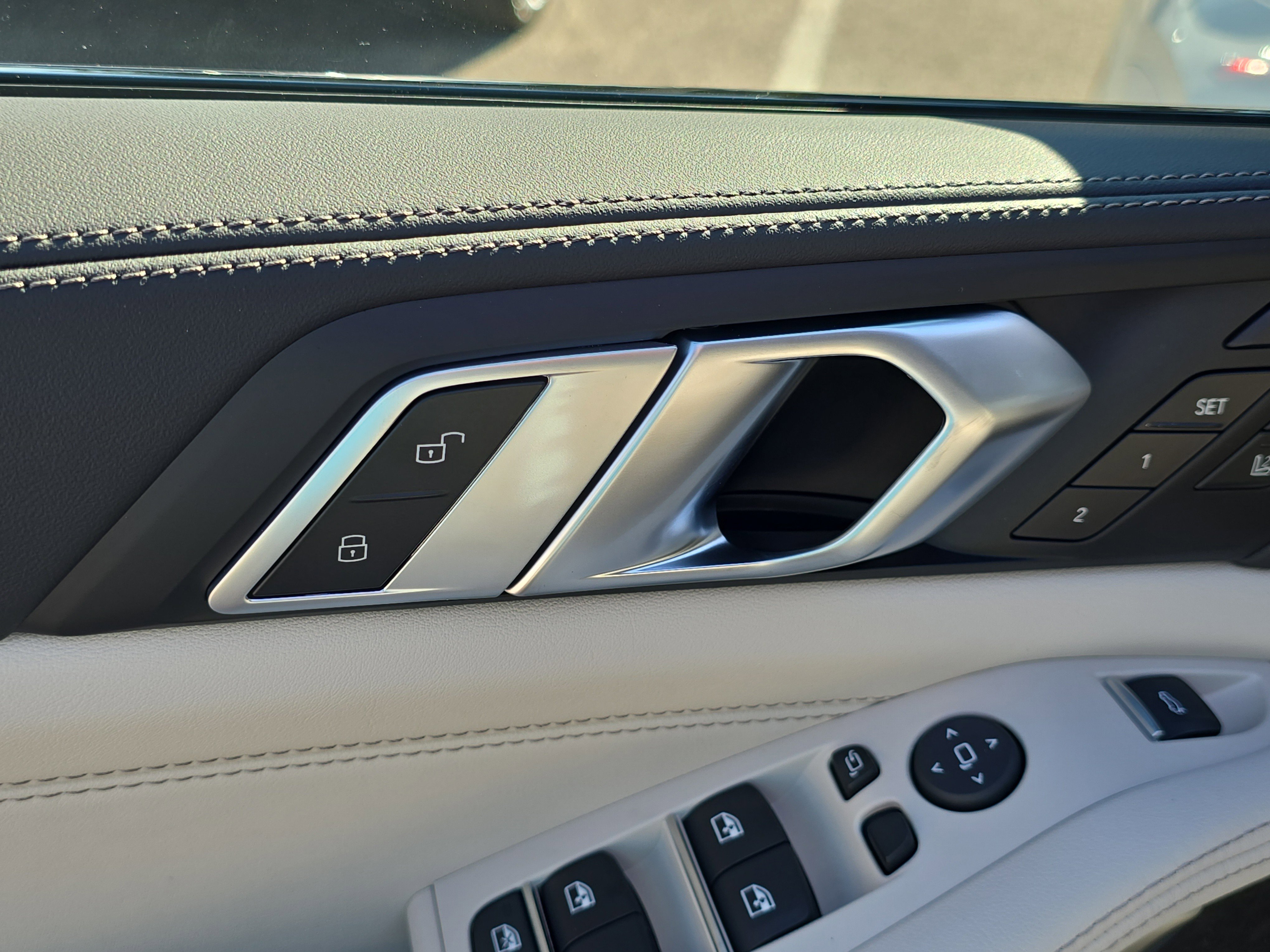 New 2026 BMW X7 M60i image 20