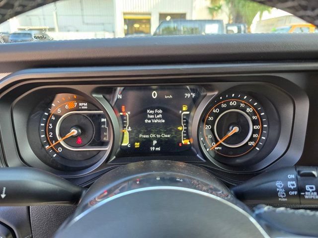 New 2025 Jeep Wrangler Unlimited Sahara w/ Safety Group AWD/4WD image 19