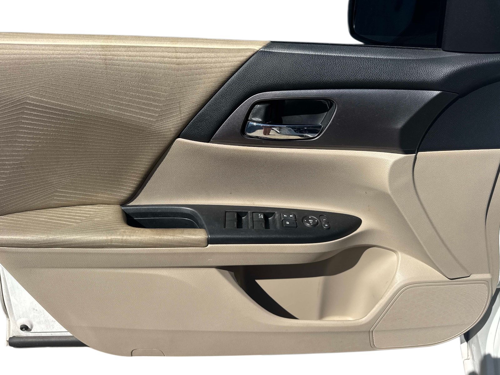 Used 2015 Honda Accord LX image 16