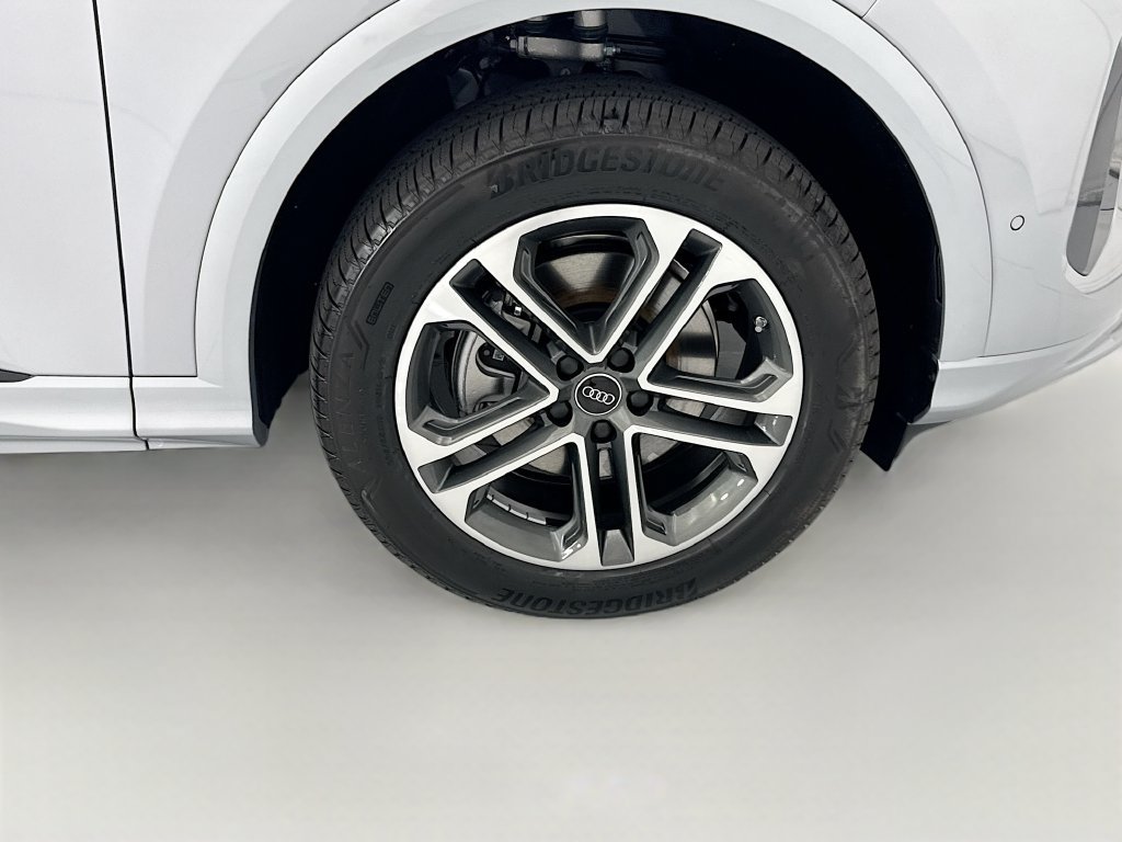 Used 2026 Audi Q5 Premium Plus AWD/4WD image 31