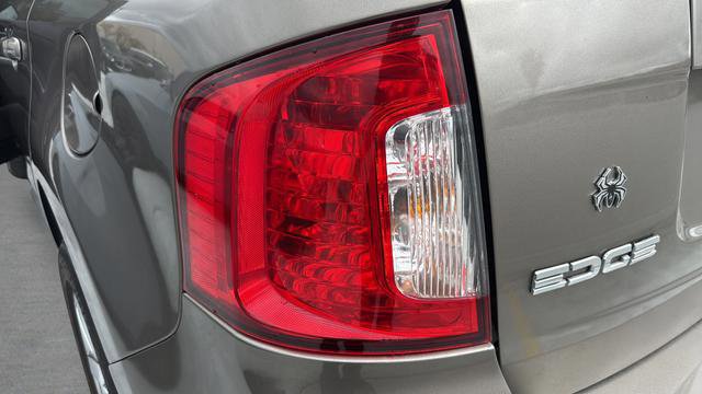 Used 2013 Ford Edge SEL FWD image 35