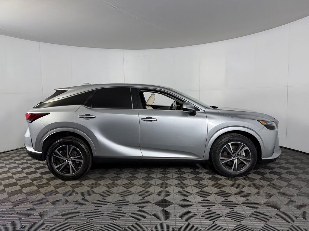 Used 2024 Lexus RX 350 FWD image 7