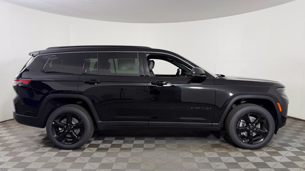 New 2027 Jeep Grand Cherokee L Limited AWD/4WD image 8
