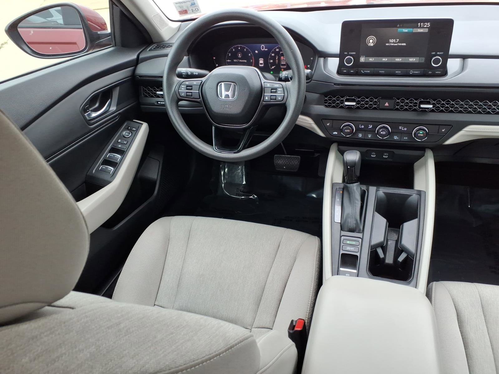 Used 2024 Honda Accord EX image 4
