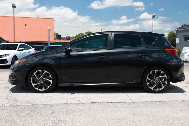 Used 2017 Toyota Corolla iM FWD image 4