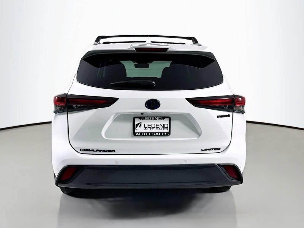 Used 2024 Toyota Highlander Limited AWD/4WD image 5