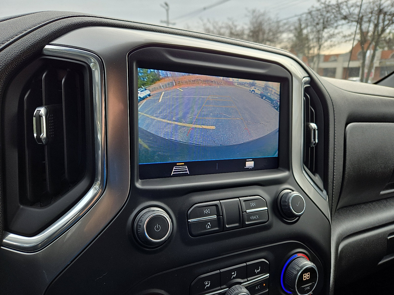 Used 2022 Chevrolet Silverado 1500 LT Trail Boss w/ Safety Package image 25