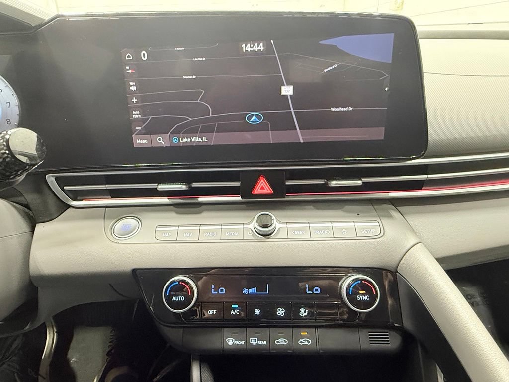 Used 2024 Hyundai Elantra SEL FWD image 19
