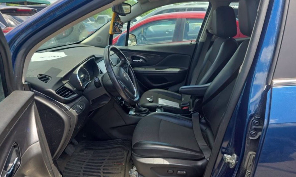 Used 2020 Buick Encore Preferred AWD/4WD image 5