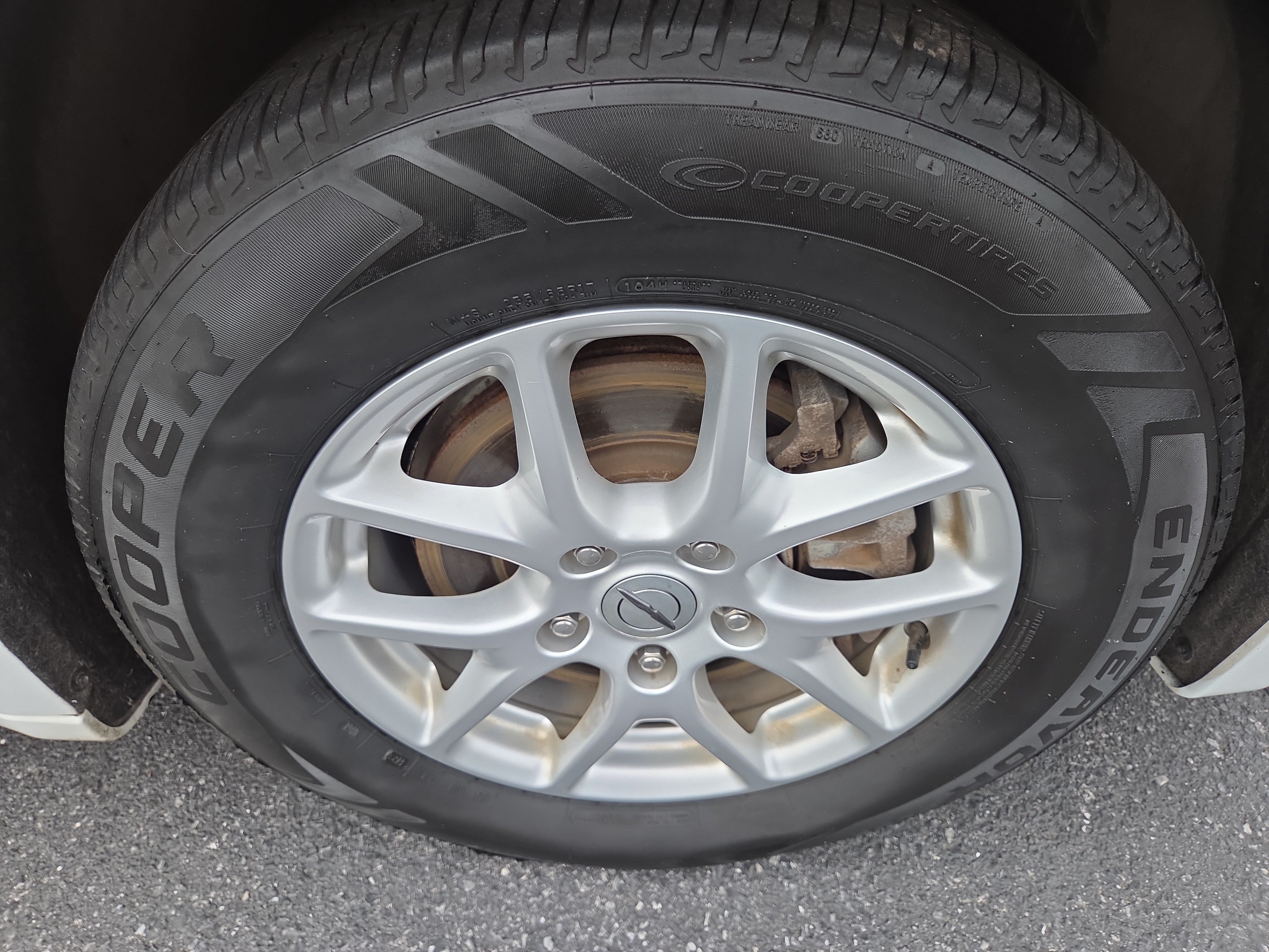 Certified 2022 Chrysler Voyager LX FWD image 10