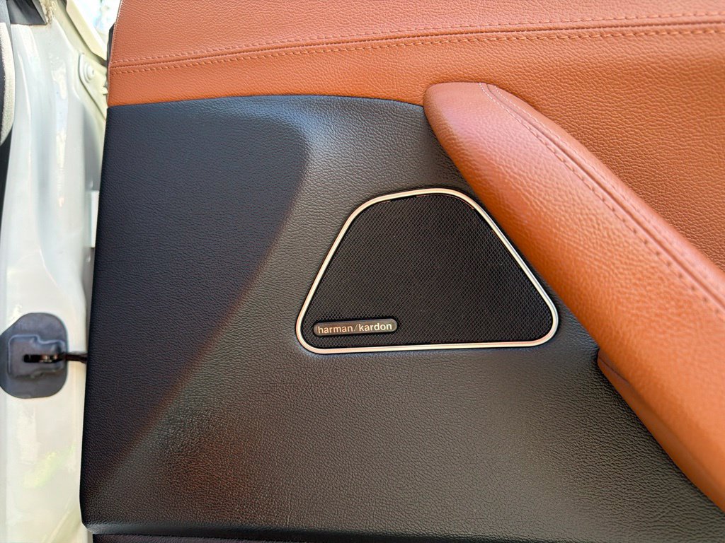 Used 2019 Maserati Levante AWD/4WD image 17