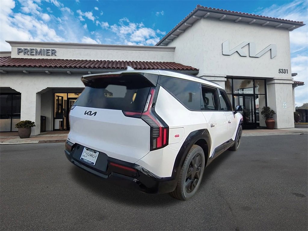 New 2026 Kia EV9 Land w/ Nightfall Edition Package image 7