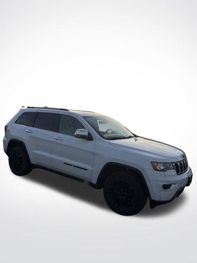 Used 2017 Jeep Grand Cherokee Limited image 14