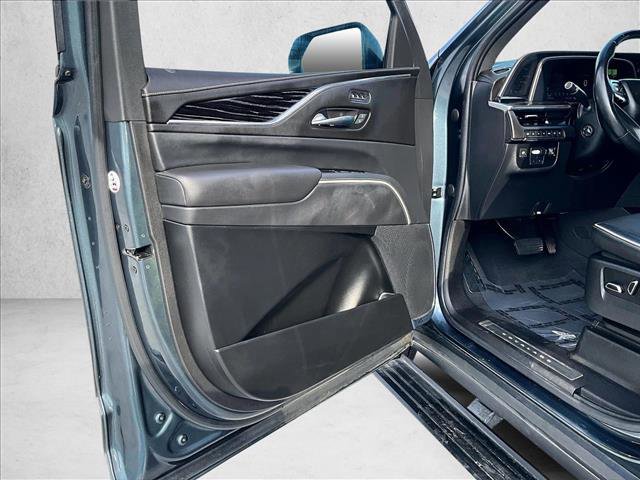 Used 2021 Cadillac Escalade ESV Sport w/ Driver Assist Tech Package image 18