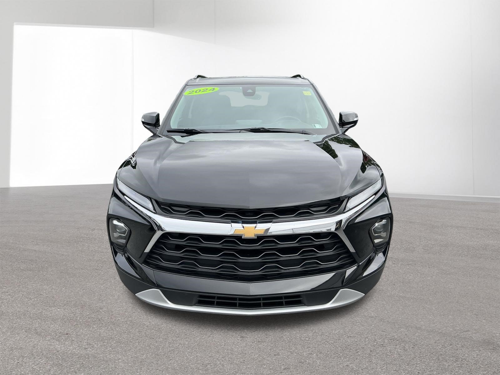 Used 2024 Chevrolet Blazer LT AWD/4WD image 8
