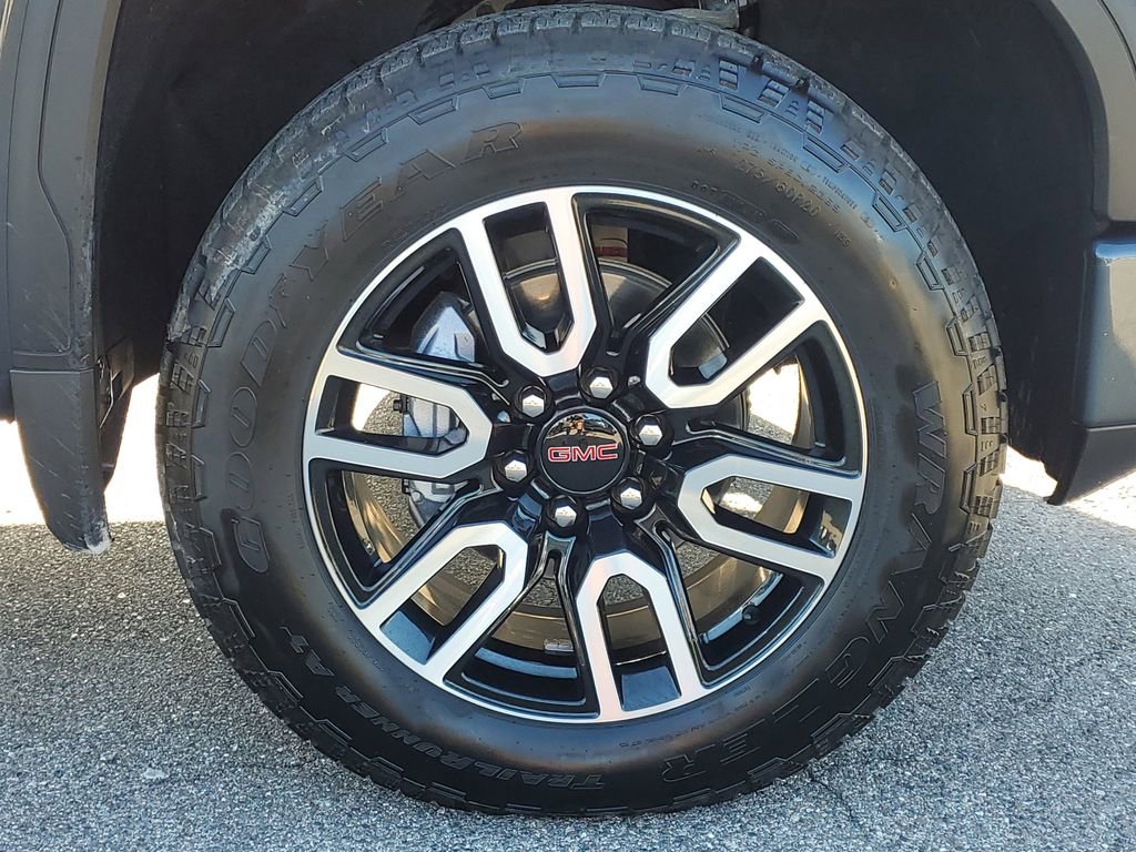 Used 2021 GMC Sierra 1500 AT4 w/ AT4 Value Package image 6