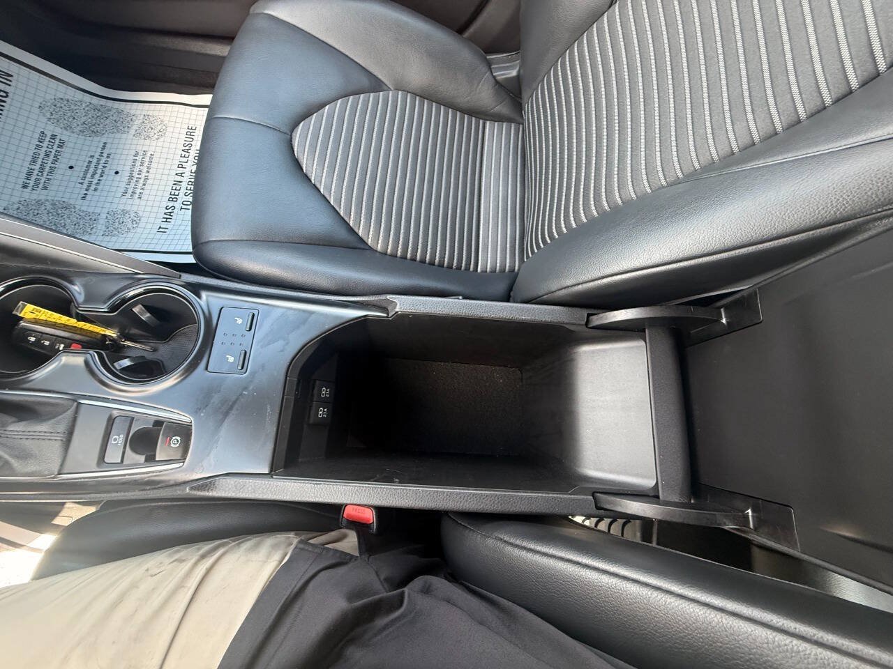 Used 2020 Toyota Camry SE w/ Audio Package AWD/4WD image 59