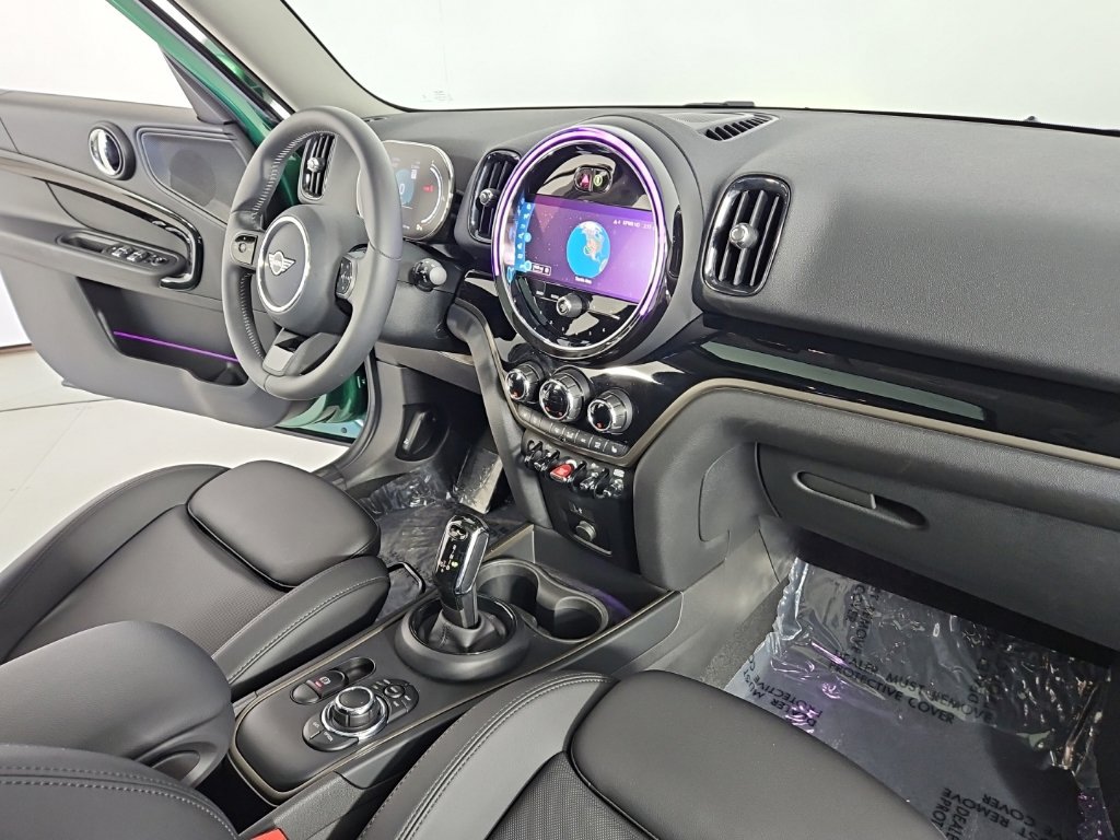 Certified 2024 MINI Cooper Countryman S FWD image 13