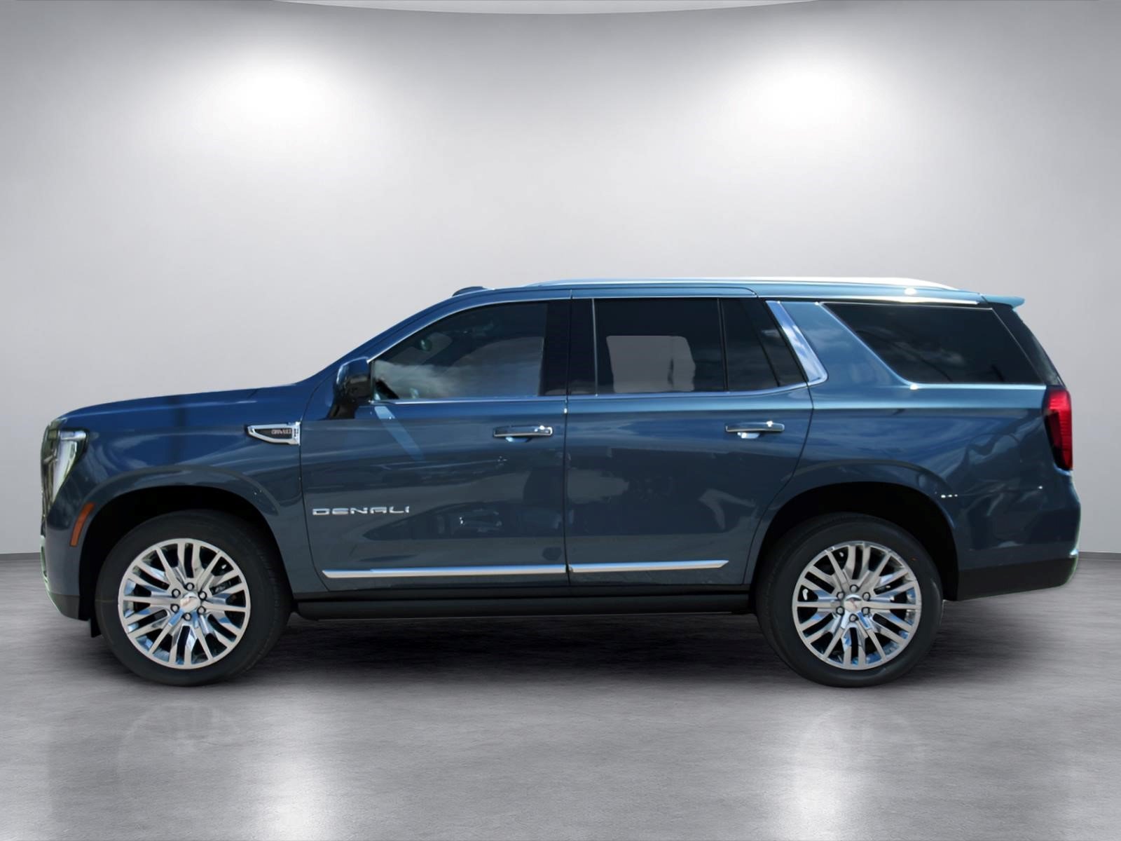 New 2026 GMC Yukon Denali w/ Sun & Power Step Package RWD image 4