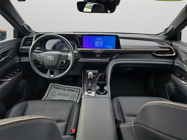 Used 2025 Toyota Crown Limited image 18