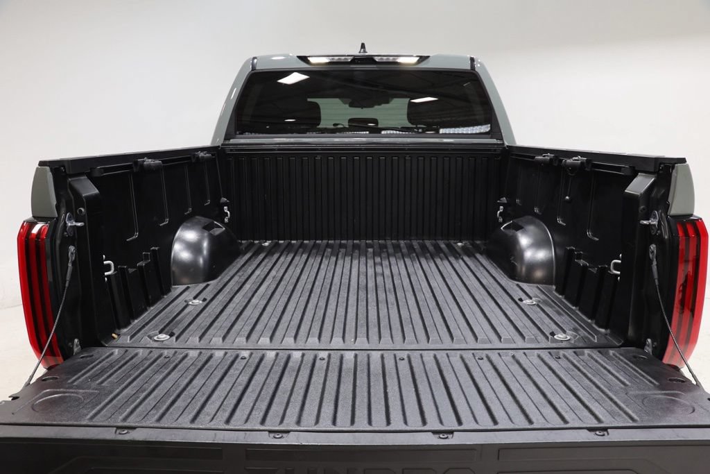 Used 2025 Toyota Tundra SR5 w/ TRD Off-Road Package AWD/4WD image 33